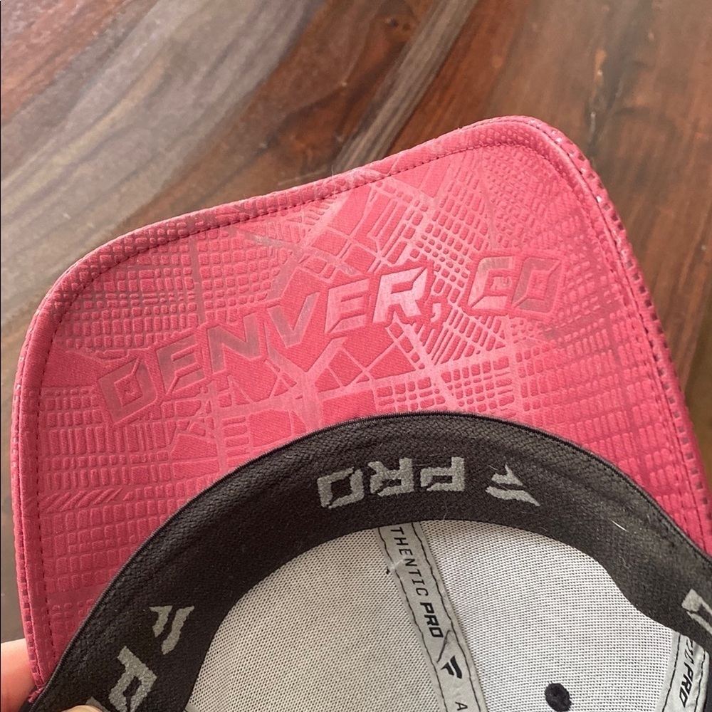 NHL Avalanche Hat - Picture 5 of 5